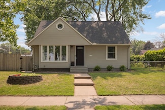 210 Westchester Dr, Saint Paul, MN 55118