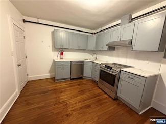 24-30 Pleasant Ave Unit 1, Maywood, NJ 07676
