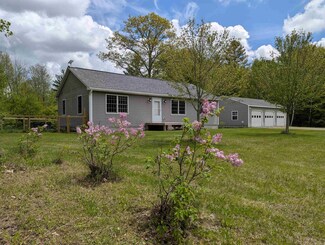 41 Honeydew Way, Claremont, NH 03743