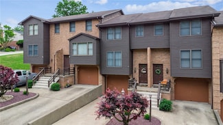 590 Woodmere Dr Unit 3, New Stanton, PA 15672