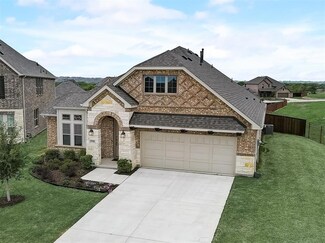 3700 Birch Wood Ct, Northlake, TX 76262
