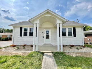 1519 Lebanon Ave, Belleville, IL 62221