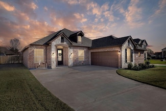 550 Clifton Ct, Midlothian, TX 76065