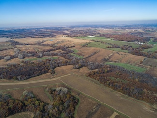 2432 Wintergreen Blvd, Fairfield, IA 52556