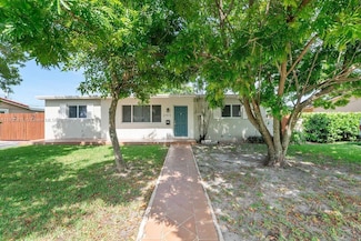 2915 SW 92nd Place, Miami, FL 33165