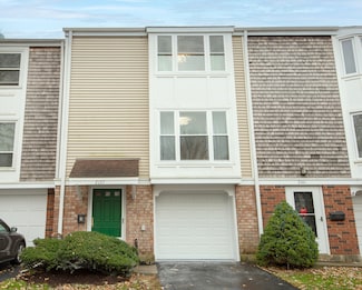 2137 Greystone Place Unit 2, Hoffman Estates, IL 60169