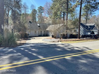 980 Monticello Dr Unit 8, Pinehurst, NC 28374