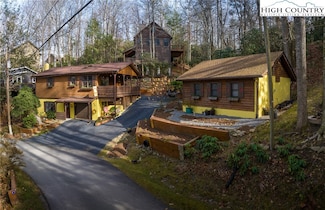 529 Laurel Ridge Rd, Banner Elk, NC 28604