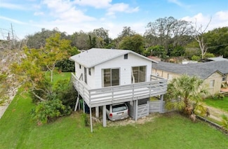 9706 N 22nd St, Tampa, FL 33612