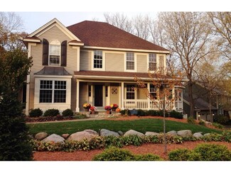 315 Harbor Ln, Saint Paul, MN 55126