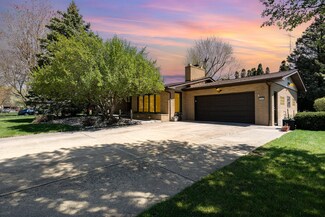 3032 Maple St, Michigan City, IN 46360