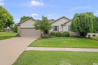 321 44th Ave, East Moline, IL 61244