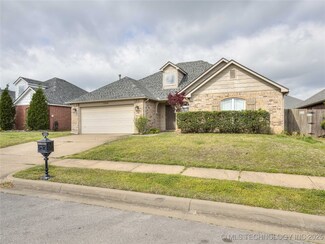 12520 S Birch Ave, Jenks, OK 74037