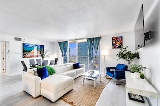 1200 Brickell Bay Dr Unit 2923, Miami, FL 33131