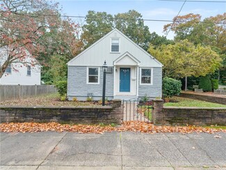 3 Annette Ave, Pawtucket, RI 02861