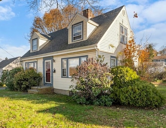 46 Sutton St, Peabody, MA 01960