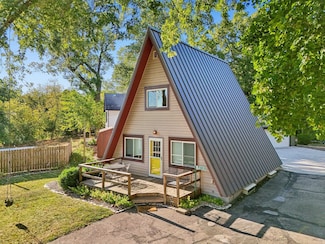 W9380 Ripley Rd, Cambridge, WI 53523