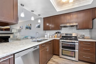 290 Victoria St Unit D7, Costa Mesa, CA 92627