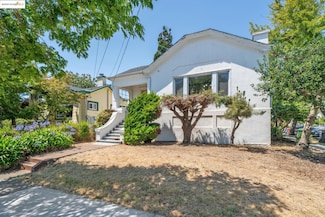 1239 Carleton St, Berkeley, CA 94702
