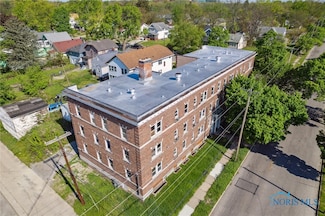 2289 Upton Ave, Toledo, OH 43606