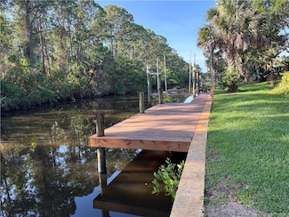1339 SE Coral Reef St, Port Saint Lucie, FL 34983