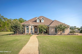 6100 Silverleaf Dr E, Ocean Springs, MS 39564