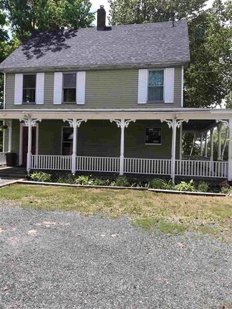 559 Sunapee St Unit 8000, Newport, NH 03773