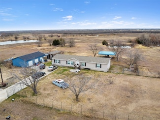 6250 Crandall Hills Dr, Crandall, TX 75114