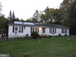 34 Blue Spruce Rd, Albrightsville, PA 18210