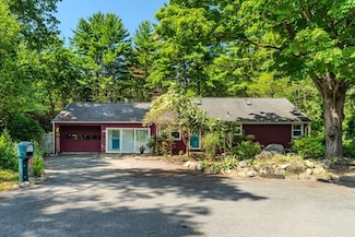 40 Alamo Ct, Florence, MA 01062