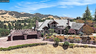 176 Mountain Canyon Ln, Alamo, CA 94507