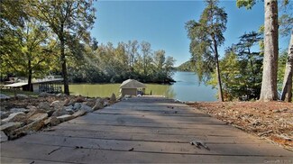 116 Shelby Ct, Troy, NC 27371