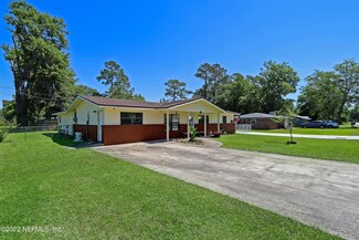 555 Linda St, MacClenny, FL 32063