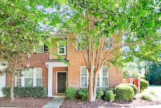 10027 Juniper Trace Dr, Charlotte, NC 28277