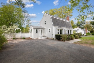 363 Plain St, Marshfield, MA 02050