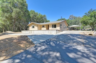 12244 Wolf Rd, Grass Valley, CA 95949