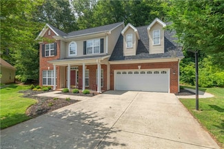 240 Valencia Cir, Winston Salem, NC 27106