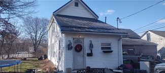 720 S 5th St, Coshocton, OH 43812