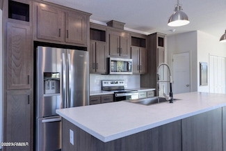47 County Rd, Vernon, AZ 85940