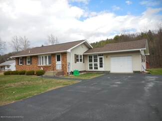 137 Glendale Rd, Pittston, PA 18640