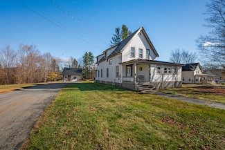 23 Pleasant St, Rangeley, ME 04970