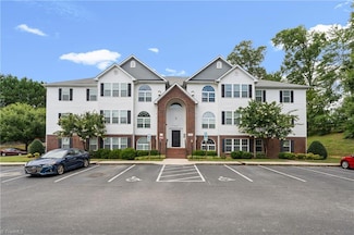 4305 Timberbrooke Dr Unit 1D, Greensboro, NC 27409