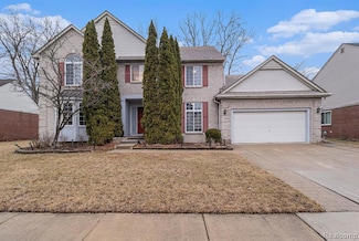 2903 Briarwood Dr, Troy, MI 48085