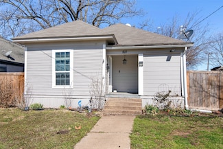 821 E Jones St, Sherman, TX 75090