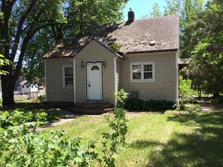 808 Folz Blvd, Moose Lake, MN 55767