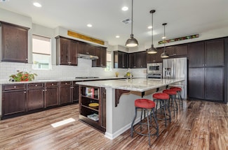 4045 Sarasta Bay Dr, Pittsburg, CA 94565