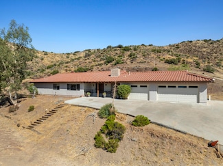 2903 Golden Spur Rd, Acton, CA 93510