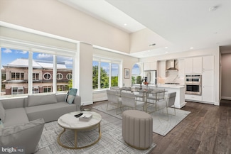 625 Slaters Ln Unit 407, Alexandria, VA 22314