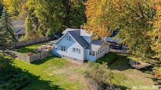 1512 Ottawa Beach Rd, Holland, MI 49424