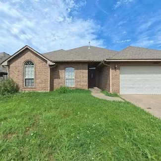 17037 Woodvine Dr, Edmond, OK 73012